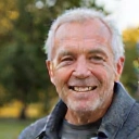 Porträt eines lächelnden Mannes